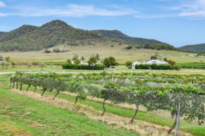 Somerville Wines Lux Escape 3-Bedroom Cottage Near Broke Wineries